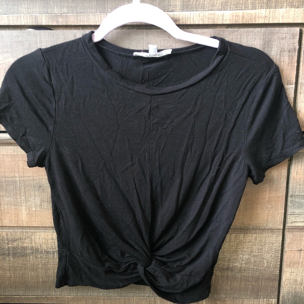 black crop top twist front